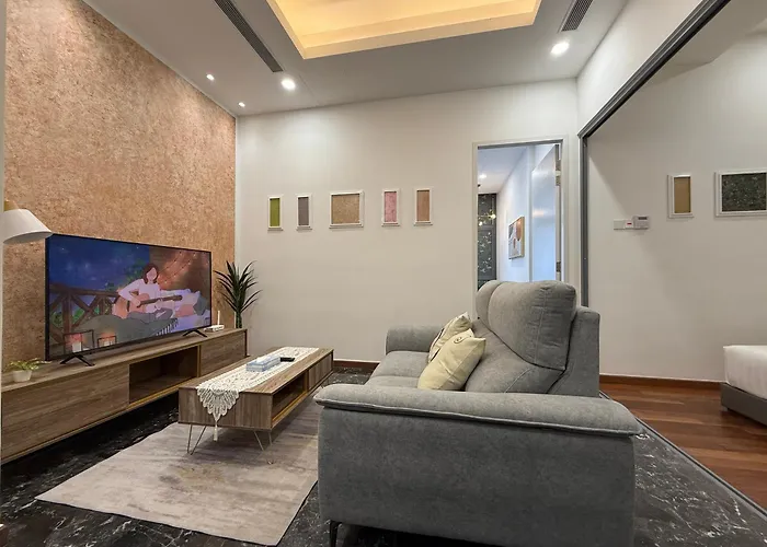 Royce Residences By Romeo Bnb